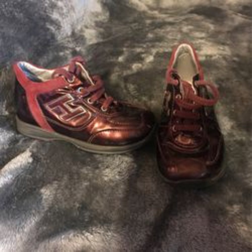 Toddler Hogan Interactive Sneakers Size 23/7